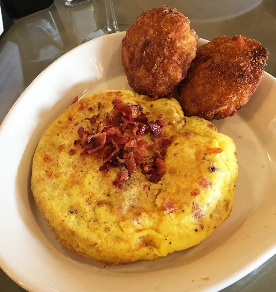 P-Beau's Omelet and Hashbrowns