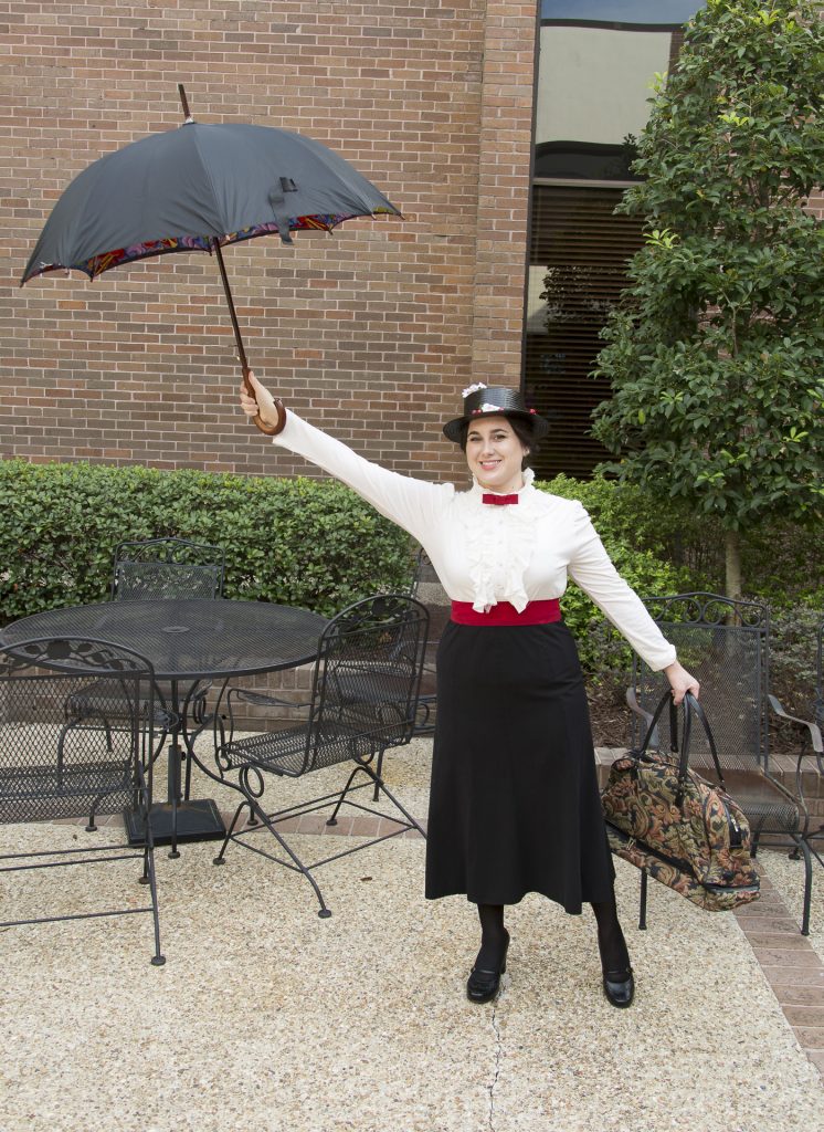 Mini Mary Poppins Halloween Costume  Mary poppins costume, Mary poppins  halloween costume, Diy mary poppins costume